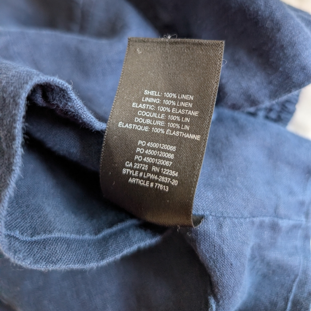 Aritzia Wilfred Womens Small Off The Shoulder Smocked Crop Top Blue Preppy Linen - Picture 6 of 6